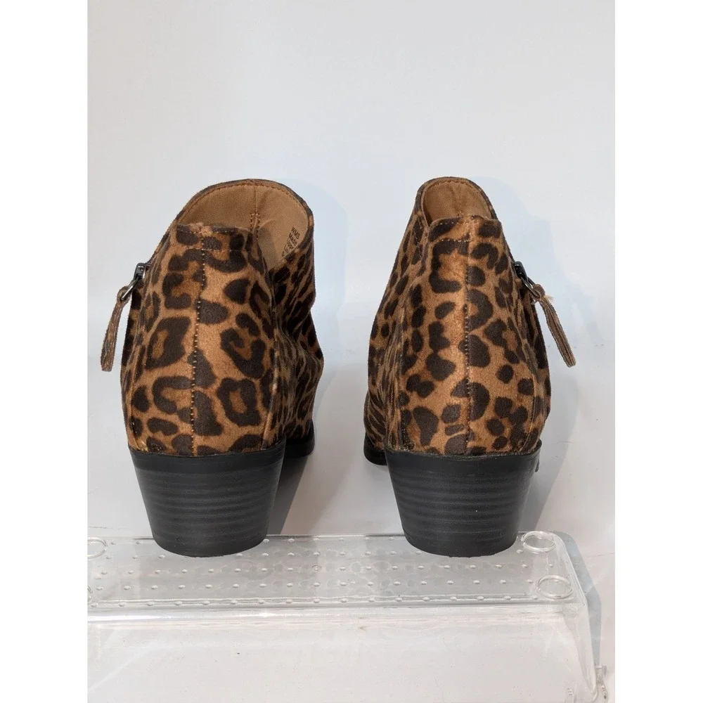 SO Women's Size 8 Leopard Print Ankle Booties Side Zip Low Block Heel
